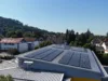 Das Dach der Turnhalle des Goethe-Gymnasiums produziert Grünstrom.