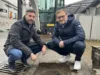 Glasfaserausbau in Alsbach-Hähnlein. Zu sehen ist eine Baustelle mit den verlegten Kabeln.