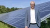 GGEW Vorstand Carsten Hoffmann vor PV-Anlage