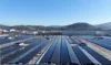 Das Dach der Halle von MSK, bedeckt von einer Photovoltaik-Anlage.